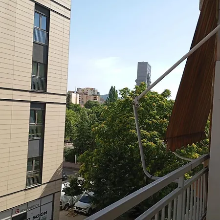 Royal Хостел *