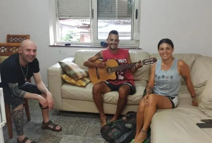 Hostel Royal Τίρανα